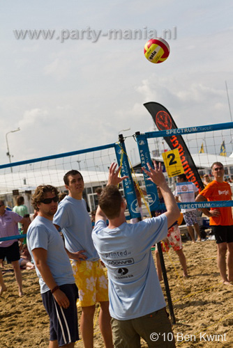 100801_017_horeca_beachvolleybal_partymania