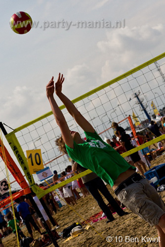 100801_024_horeca_beachvolleybal_partymania