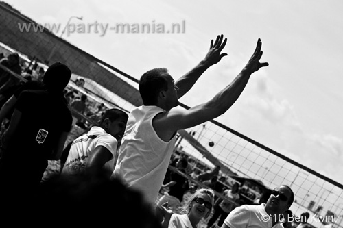 100801_026_horeca_beachvolleybal_partymania