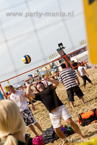 100801_035_horeca_beachvolleybal_partymania