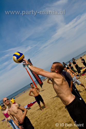 100801_036_horeca_beachvolleybal_partymania