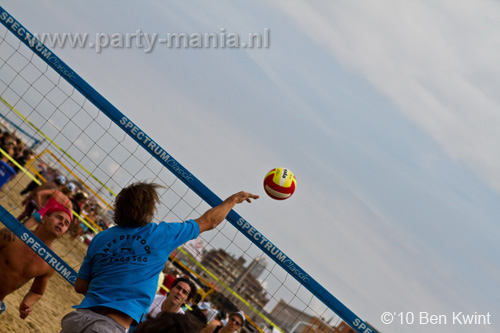 100801_054_horeca_beachvolleybal_partymania