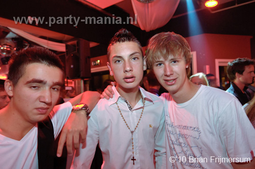 100806_017_maximaal_partymania