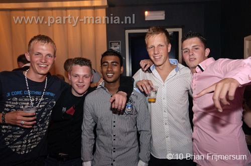 100806_032_maximaal_partymania