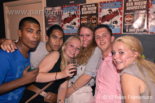 100806_034_maximaal_partymania