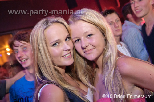 100806_042_maximaal_partymania