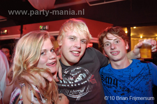 100806_043_maximaal_partymania