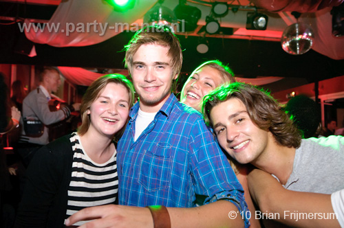 100806_079_maximaal_partymania
