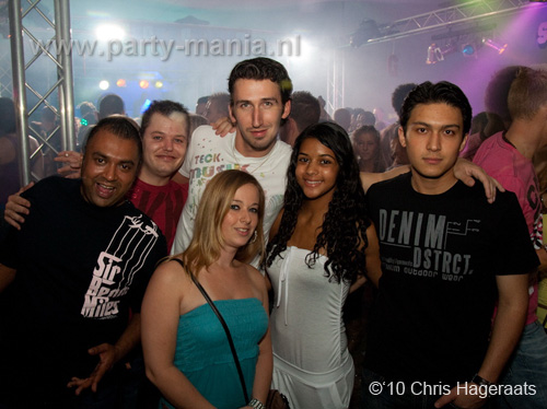 100807_060_gekkehouse_partymania