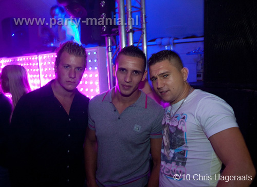100807_077_gekkehouse_partymania