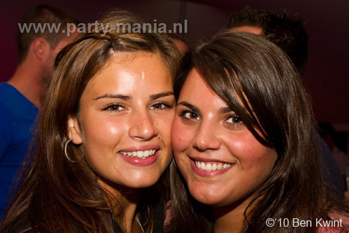 100814_003_glamorous_partymania