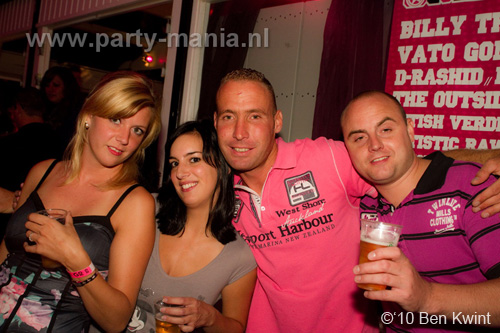 100814_049_glamorous_partymania