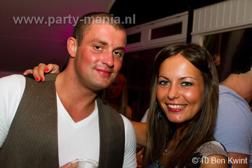 100814_054_glamorous_partymania