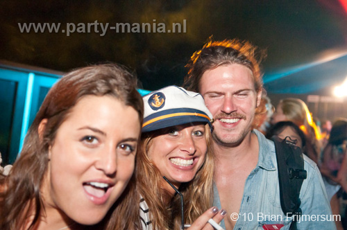 100814_052_klup_tropicana_partymania