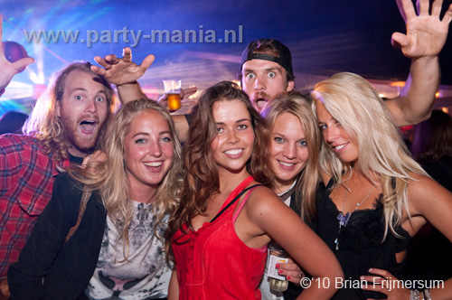 100814_054_klup_tropicana_partymania