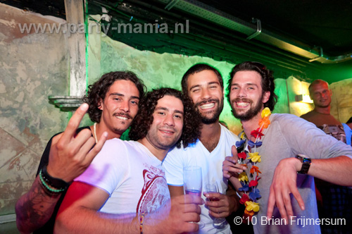 100814_064_klup_tropicana_partymania