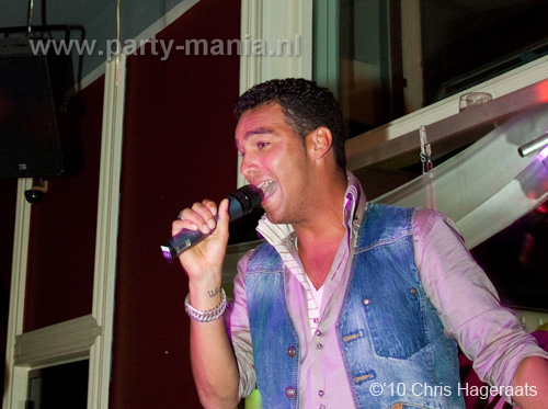 100821_055_manjefiek_partymania