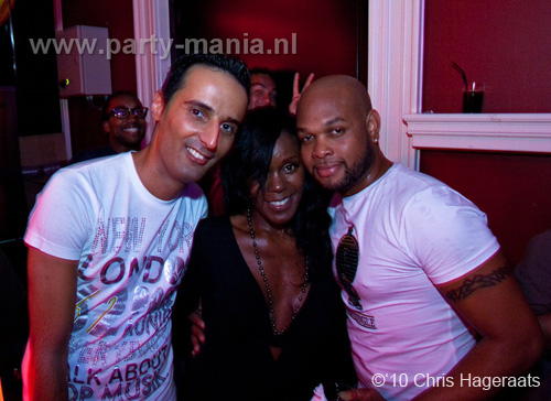 100821_095_manjefiek_partymania