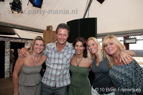 100829_011_wij_partymania