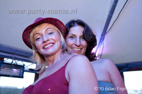 100829_028_wij_partymania