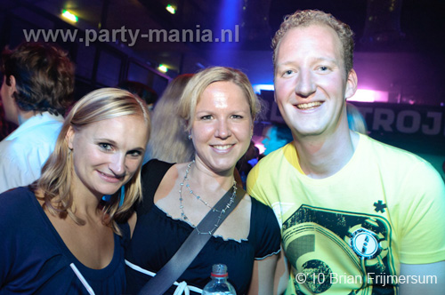 100910_025_90s_now_partymania