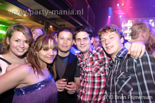 100910_047_90s_now_partymania