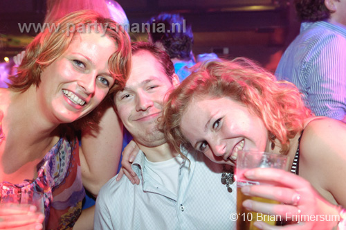 100910_048_90s_now_partymania