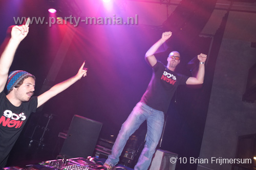 100910_058_90s_now_partymania