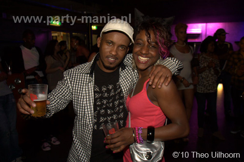 100911_080_afrobeats_partymania