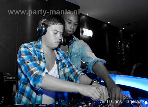 100911_029_djsylvo_bday_bash_partymania