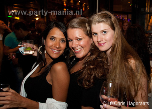 100911_083_djsylvo_bday_bash_partymania