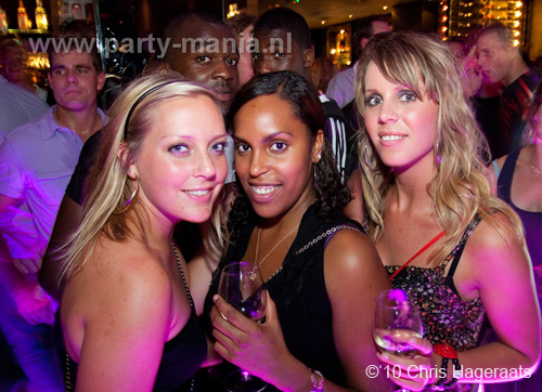 100911_091_djsylvo_bday_bash_partymania