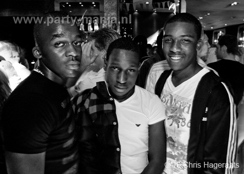 100911_092_djsylvo_bday_bash_partymania