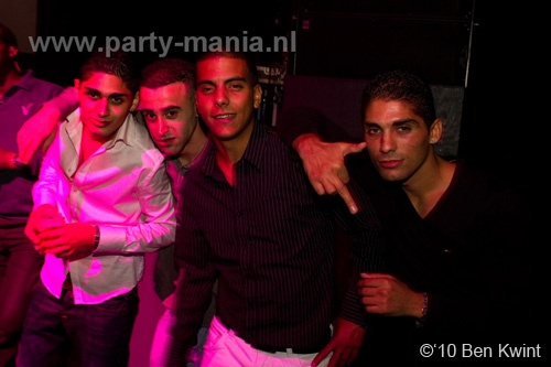 100918_029_los_partymania