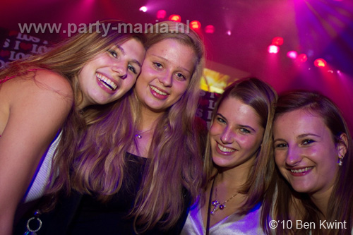 100918_055_los_partymania