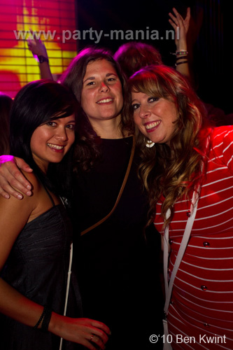 100918_086_los_partymania
