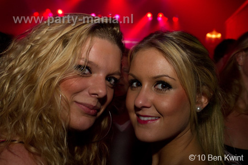 100918_089_los_partymania