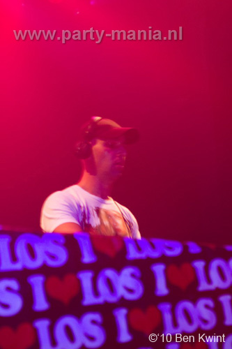 100918_094_los_partymania
