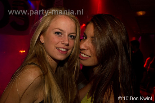 100918_100_los_partymania