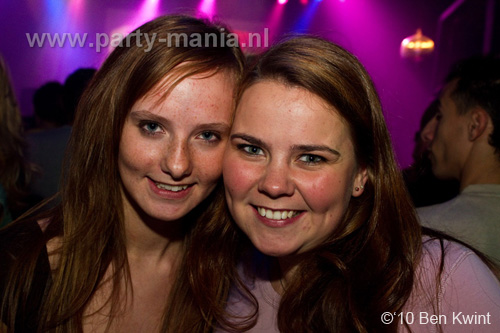 100918_109_los_partymania