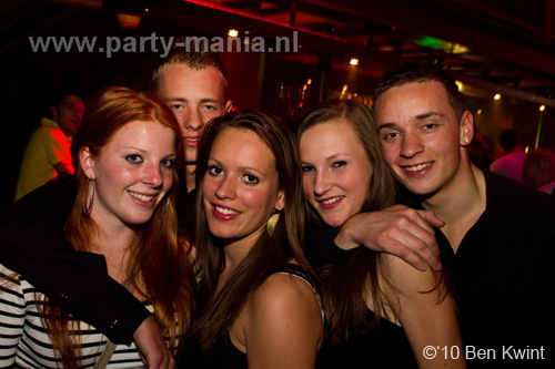 100918_115_los_partymania