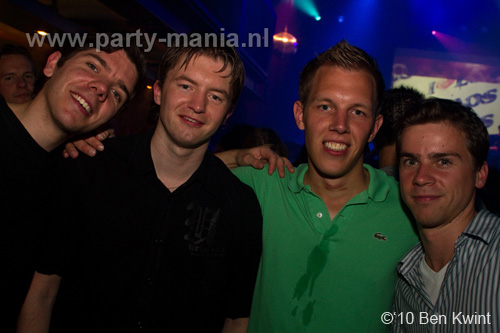 100918_158_los_partymania