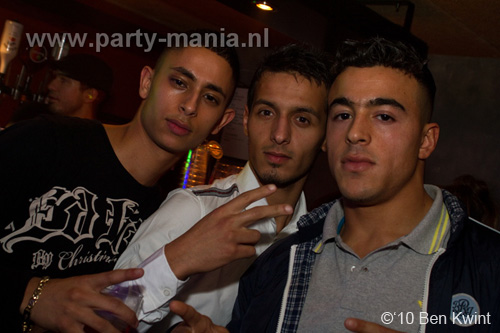 100918_163_los_partymania