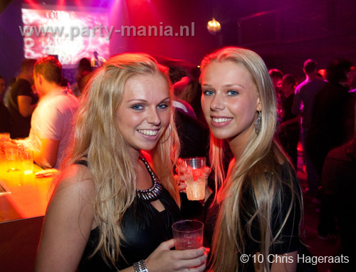 100918_008_los_partymania