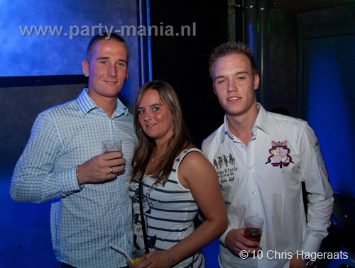 100918_018_los_partymania