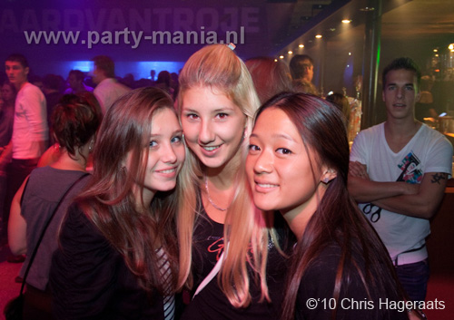 100918_031_los_partymania