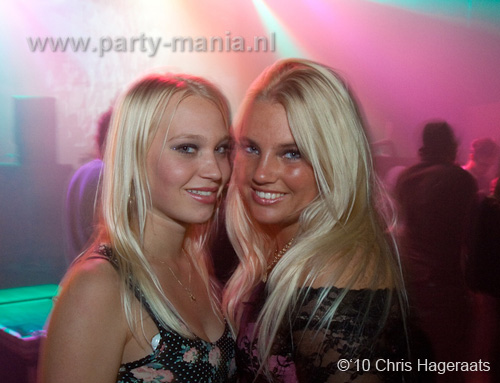 100918_034_los_partymania