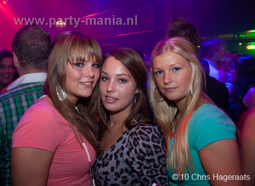 100918_039_los_partymania