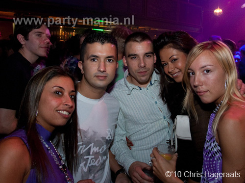 100918_059_los_partymania