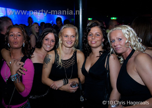 100918_061_los_partymania